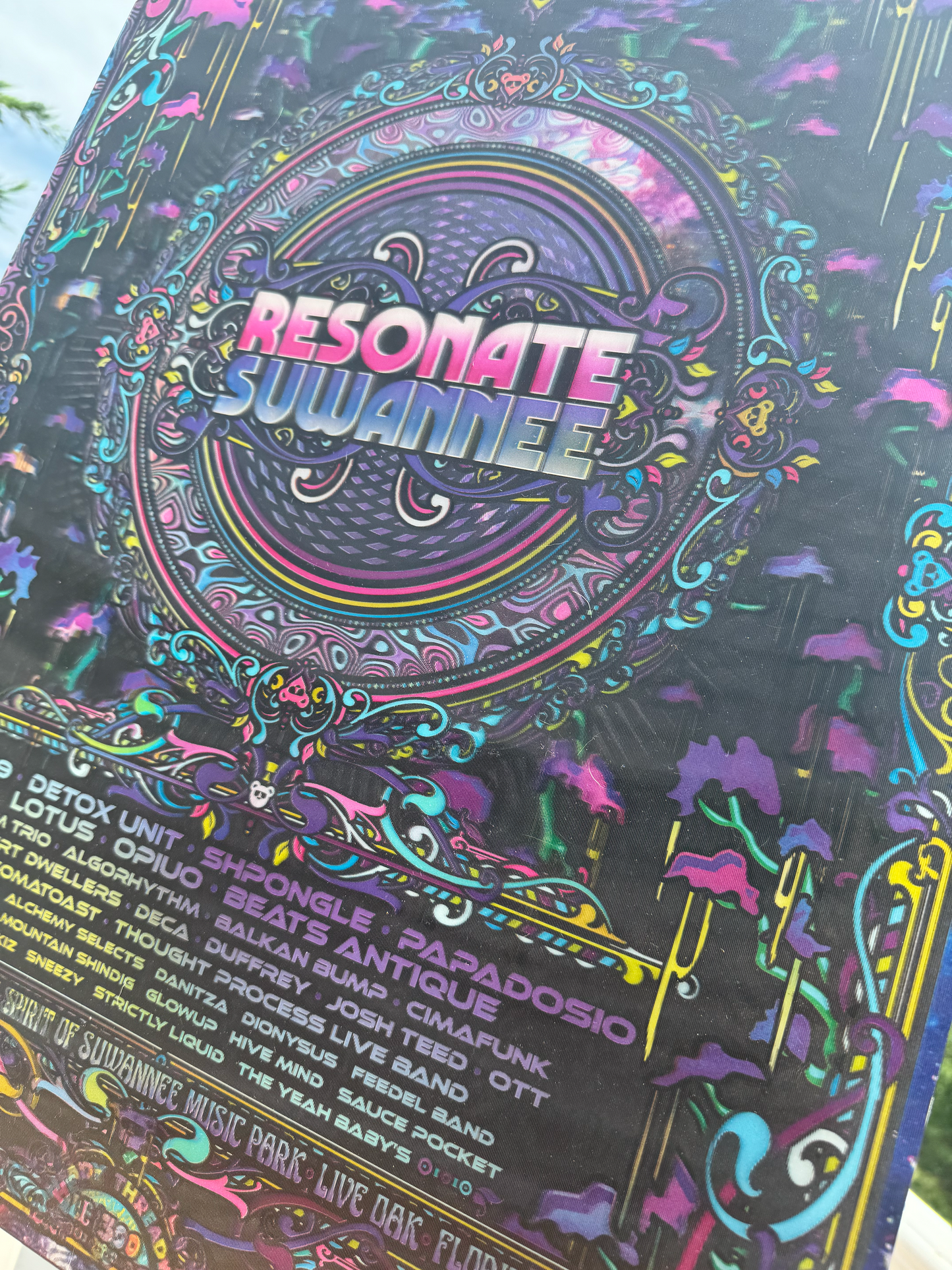 Resonate Lenticular Print