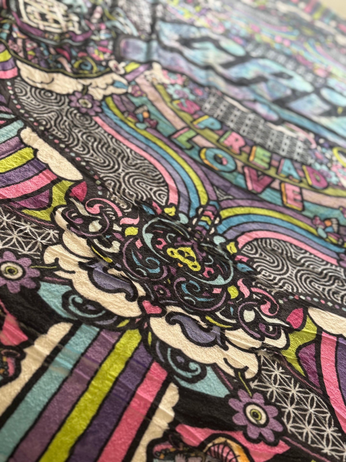 Show love spread love blanket